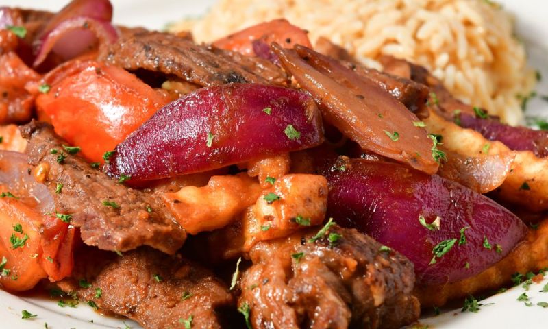 Lomo Saltado